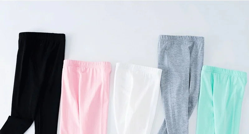 Girls' Leggings For Spring And Summer Suitable For Wearing Outside. They Are Thin-Style, Slim-fitting long Trousers For Childre
